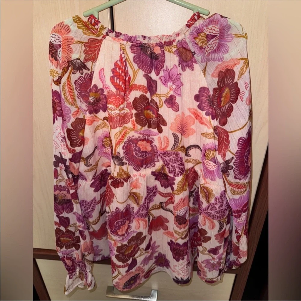 Girls Size L 10/12 Top Bundle GAP Red Lace + Old Navy Floral Blouse